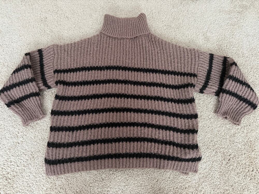 Line & Dot Ariel Sweater in Café & Black Size Medium